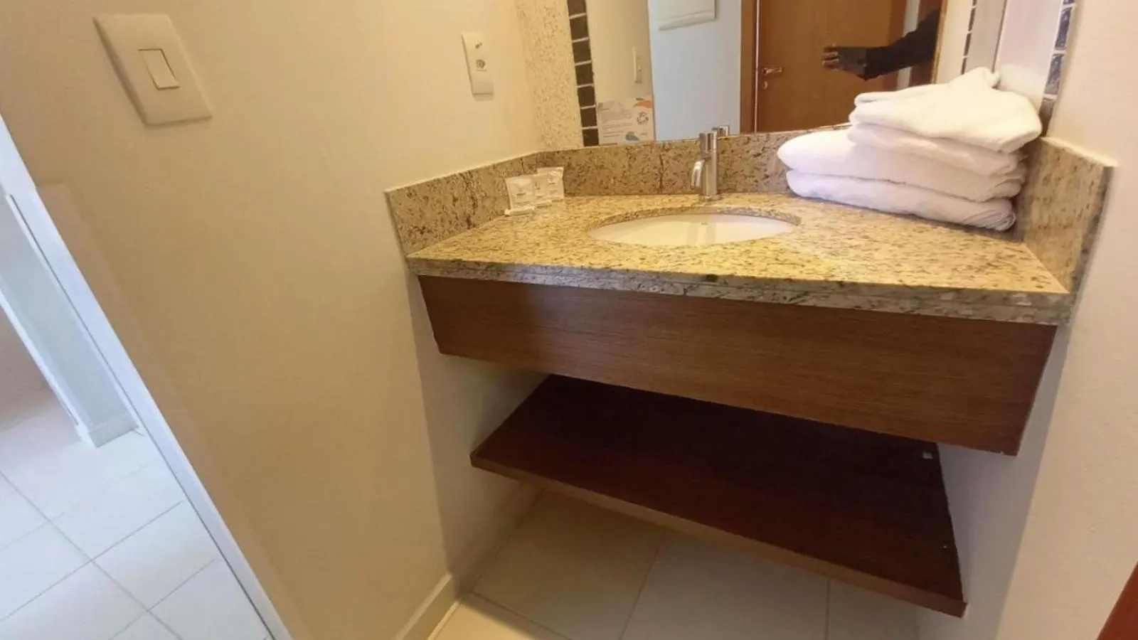 Prive Boulevard Suite Hotel - D Caldas Novas Ξενοδοχείο με διαμερίσματα